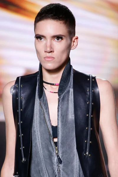 Look 31